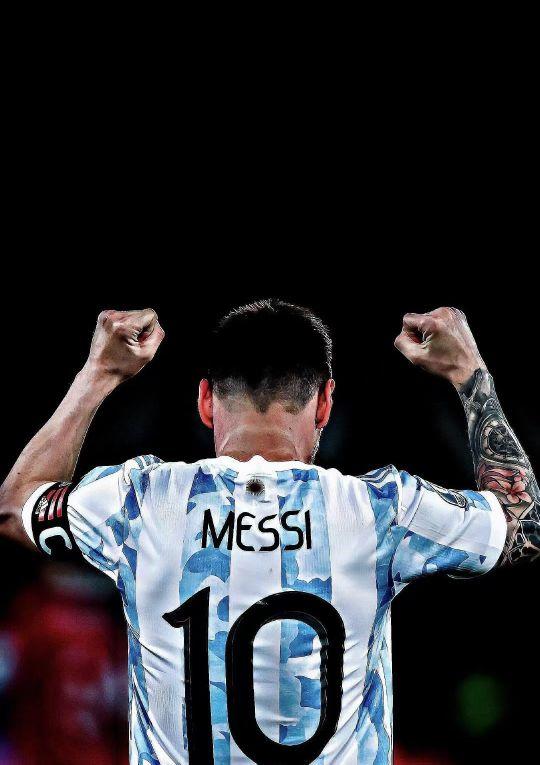 4号秀克尼佩尔三分9中6空砍26分，个人连续3场20+