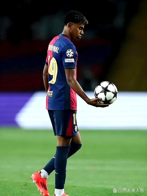 中国U17vs斯里兰卡U17：邝兆镭、赵松源首发，帅惟浩出战