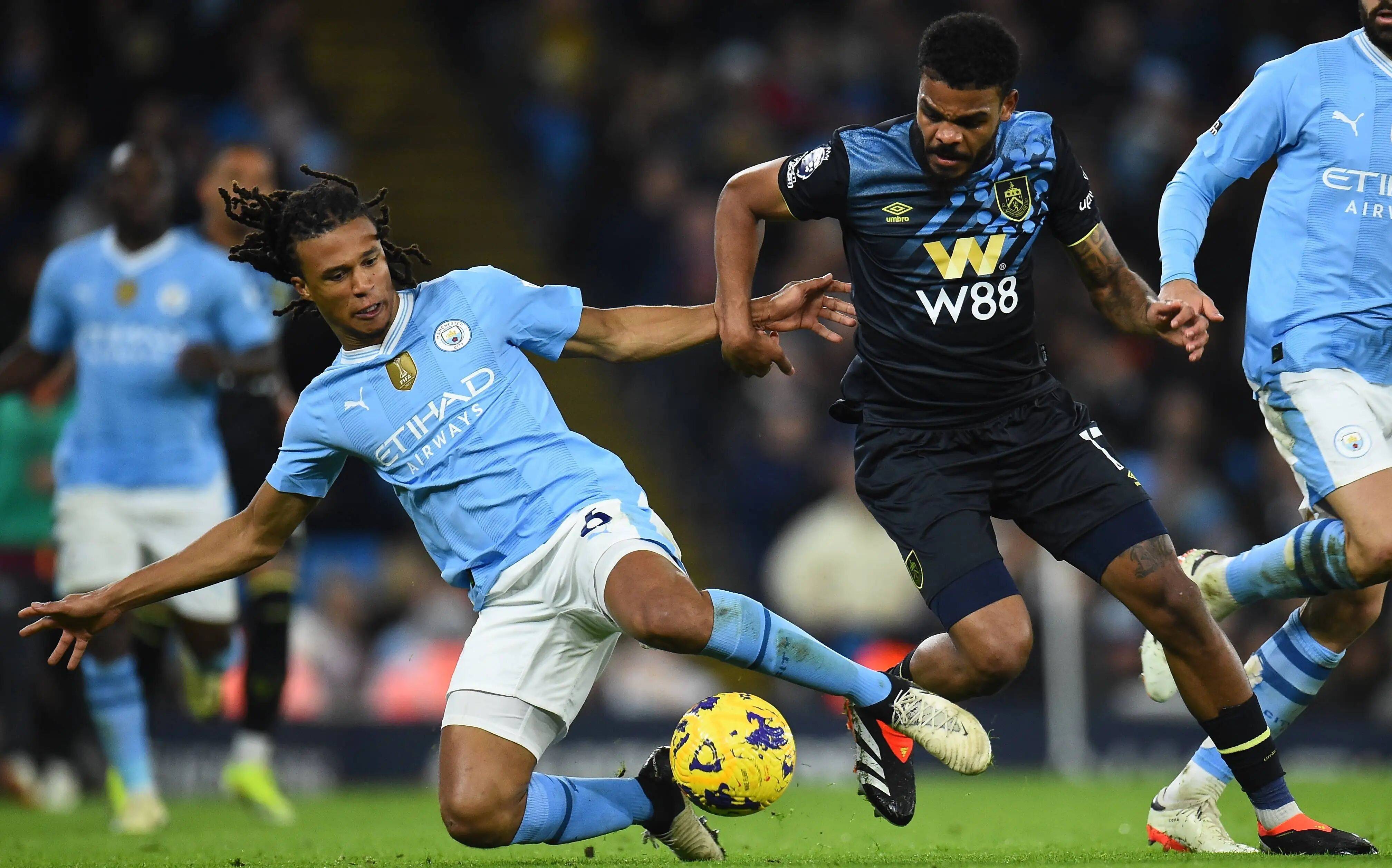 圣保罗官方：奥斯卡被确诊为迷走神经性晕厥，目前情况稳定